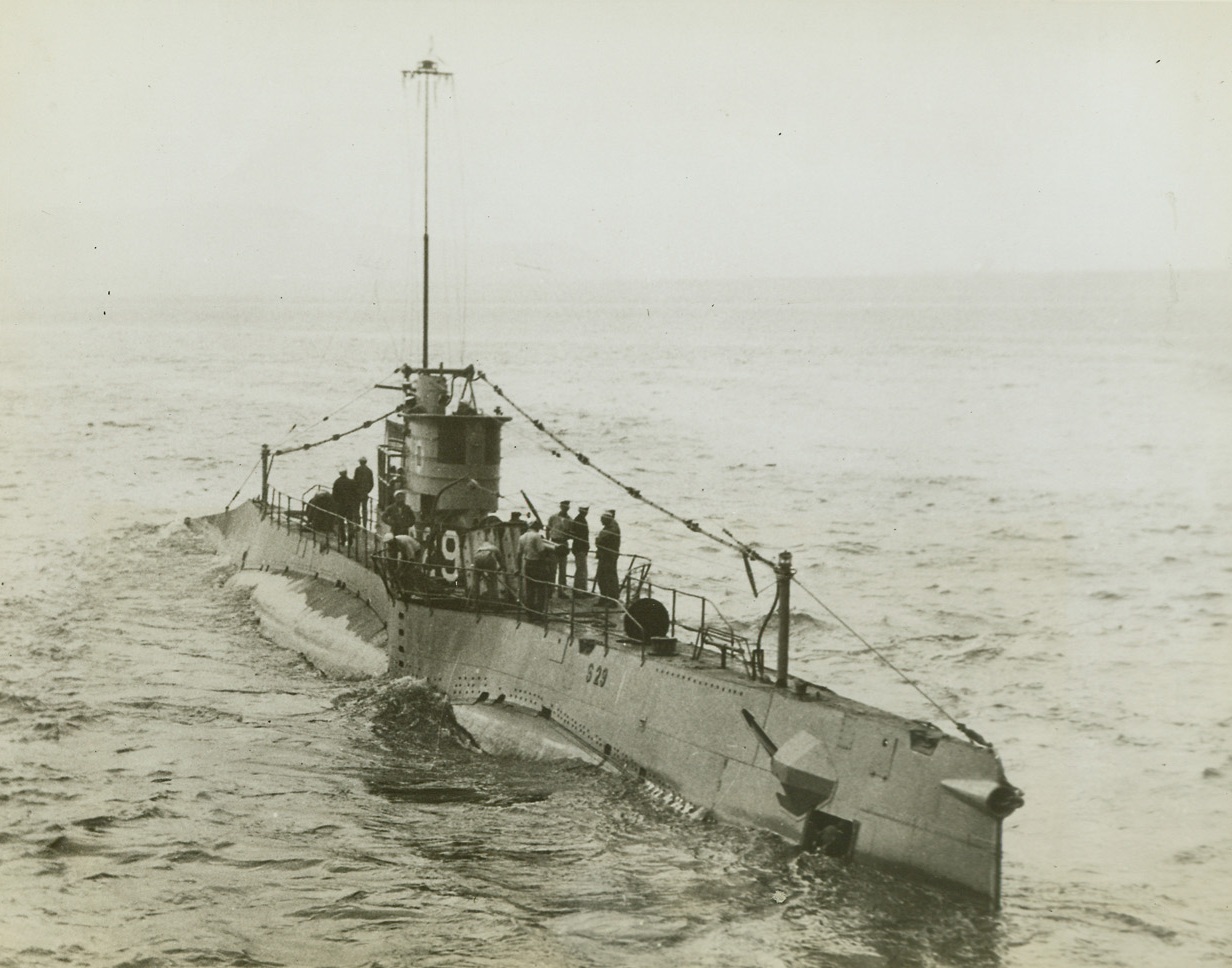 U.S. Sub Sank in Collision, 2/7/1942. Washington—Secretary of the Navy Frank Knox announced today that the U.S. Submarine S-26 was sunk in a collision with another U.S. Naval vessel on the night of Jan. 24th off Panama in 301 feet of water. There were three survivors, who were thrown clear off the bridge. Here is a view of the S-29, which is of the same class as the stricken ship. This craft usually carries some 38 officers and men, indicating a loss of about 35.Credit: ACME.;