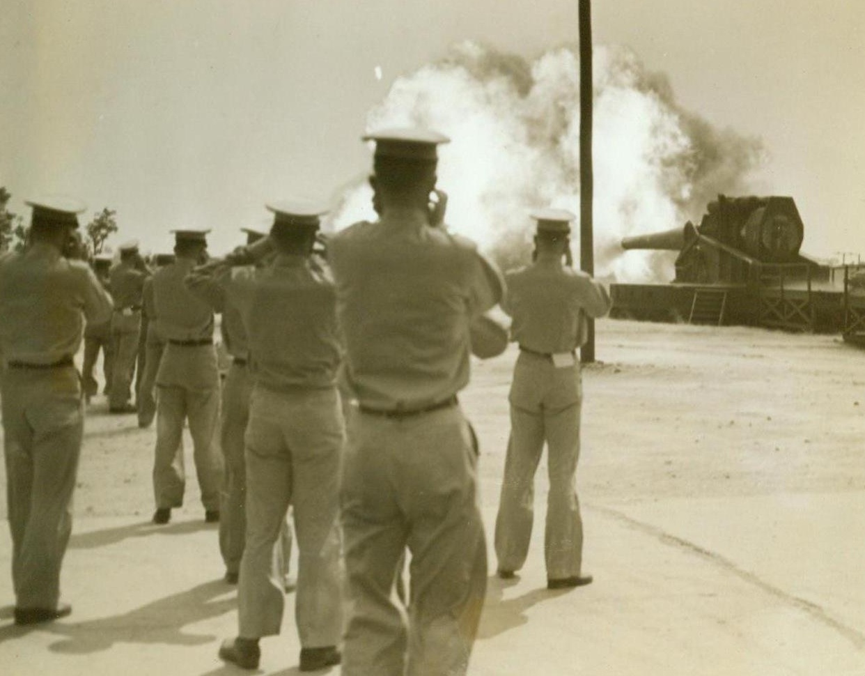 Cadets Get Ear Shattering Reception, 6/1/1944. Aberdeen, Md. – The might of American ordinance from the little carbine to the mighty 16-inch gun, was paraded before 303 members of the graduating class of the West Point Military Academy in the 21st annual training visit to the proving grounds at Aberdeen. Here they hold their ears as a 16-inch gun belches its charge. 6/1/44 (ACME);