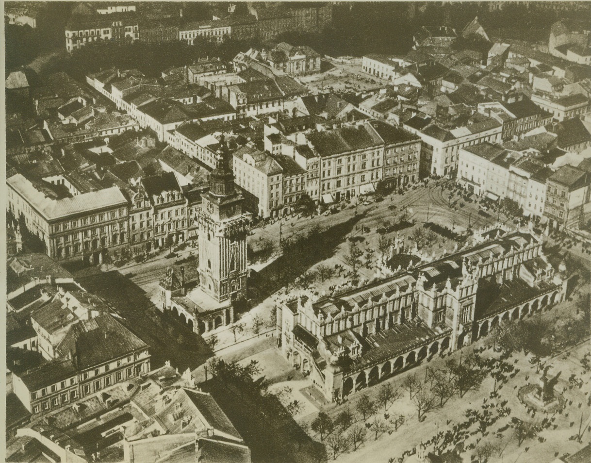 CRACOW REPORTEDLY CAPTURED IN NAZI DRIVE ON POLAND, 9/6/1939. CRACOW, POLAND – Air view of the Market Square in the important Polish city of Cracow, which the high command in Berlin announced Sept. 6th had been captured by German troops. The announcement also said that German troops, smashing forward on four fronts, were closing in on Warsaw. Credit: ACME;